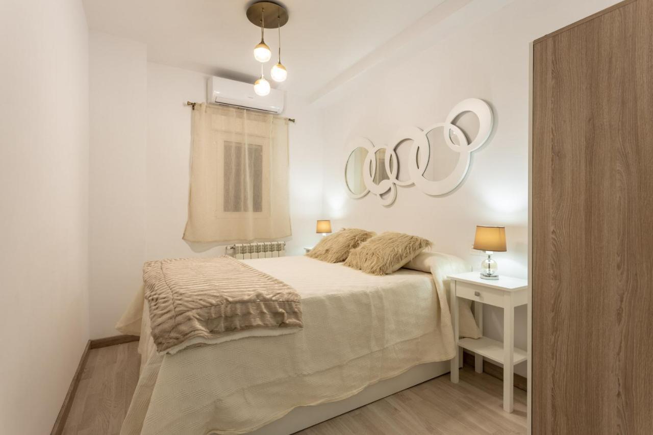 Center Deluxe II Apartment Granada Ngoại thất bức ảnh