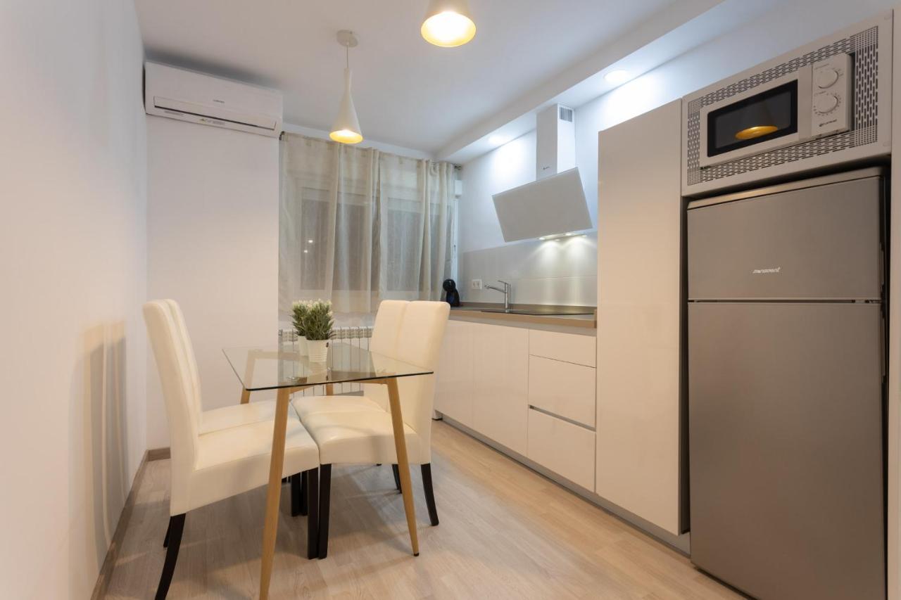 Center Deluxe II Apartment Granada Ngoại thất bức ảnh